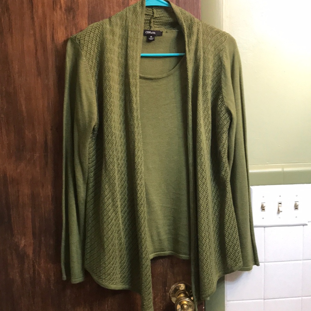 Women’s mock layer sweater